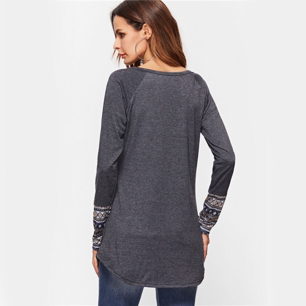 ๐ฅ CLEARANCE Contrast Cuff High Low Button Henley - Picture 2 of 8